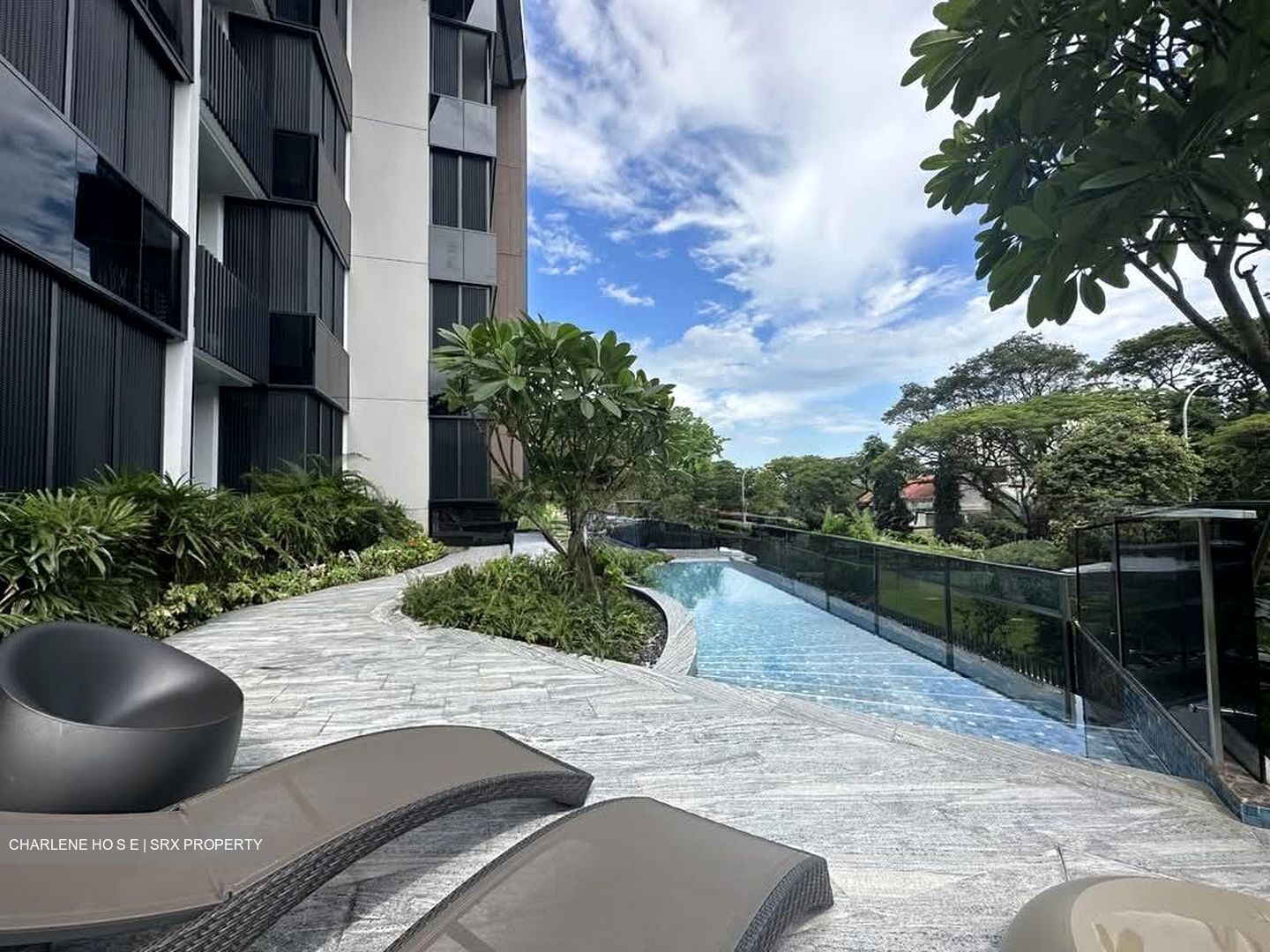 Van Holland (D10), Condominium #559796291